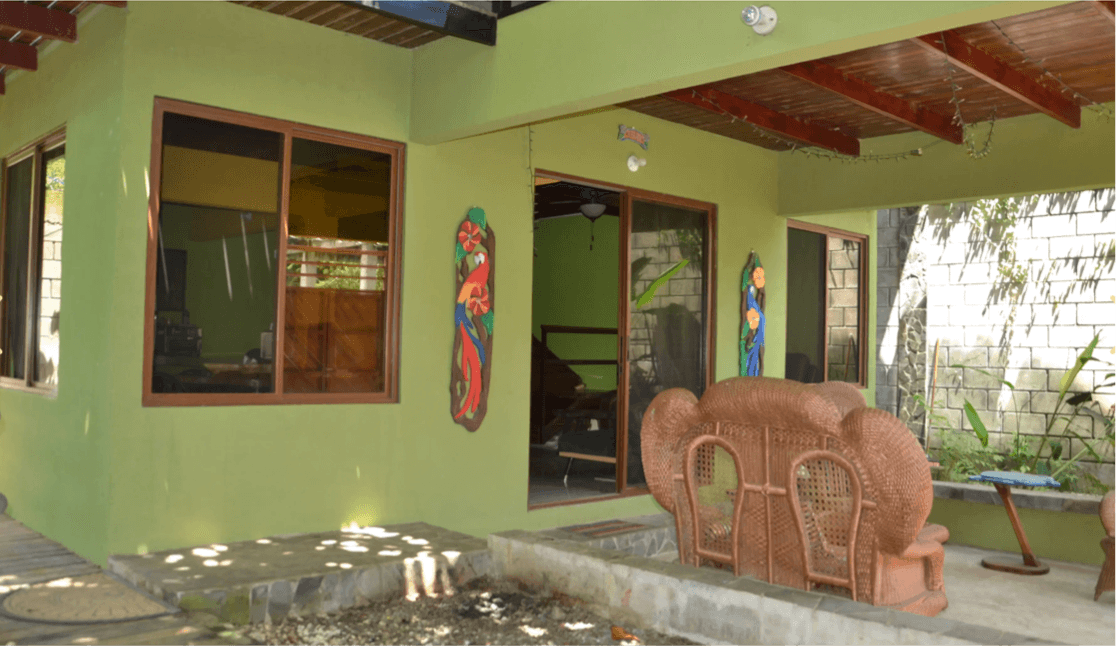 terrasse couverte maison costa rica