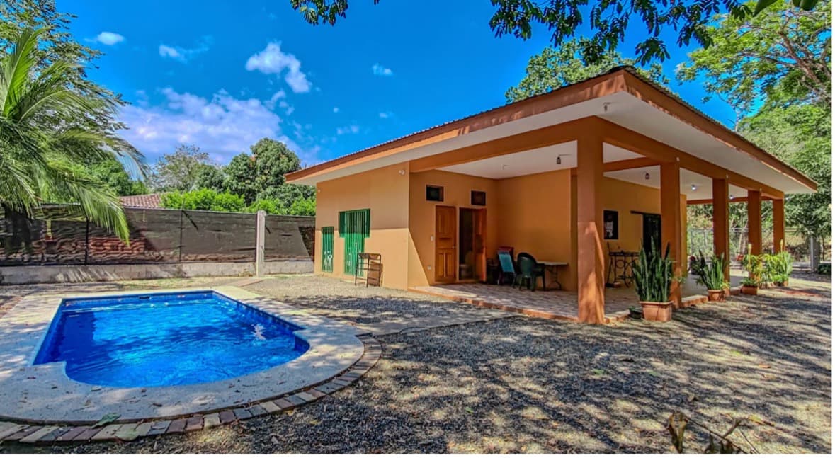 casa buena vibra villa piscine puerto carrillo costa rica