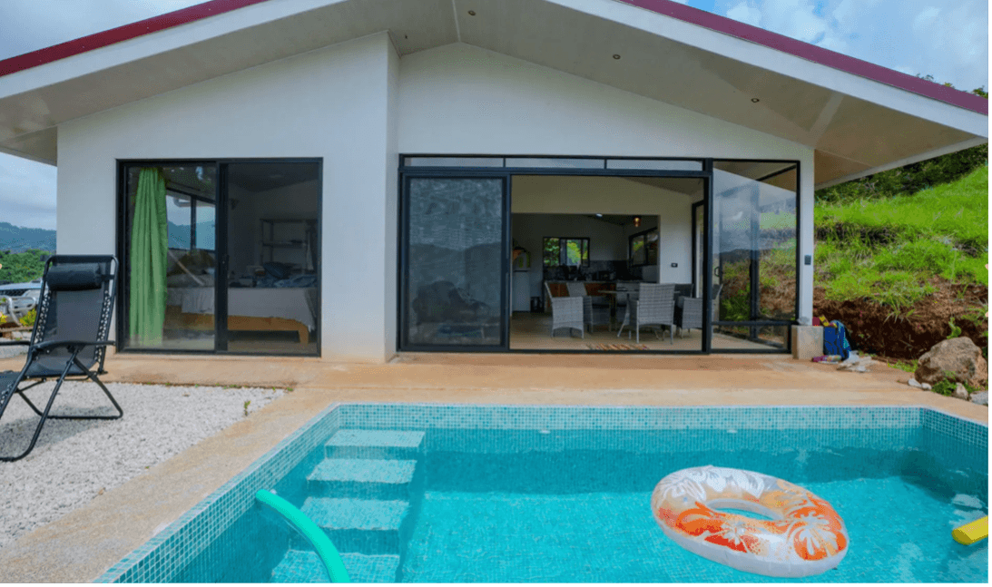 Casita Refugio Vue extérieure sur la piscine
