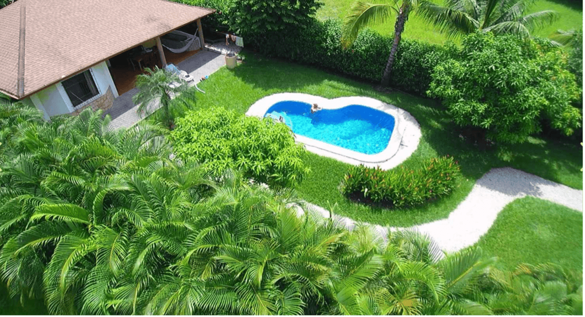 piscine aérienne jardin casa girasol costa rica