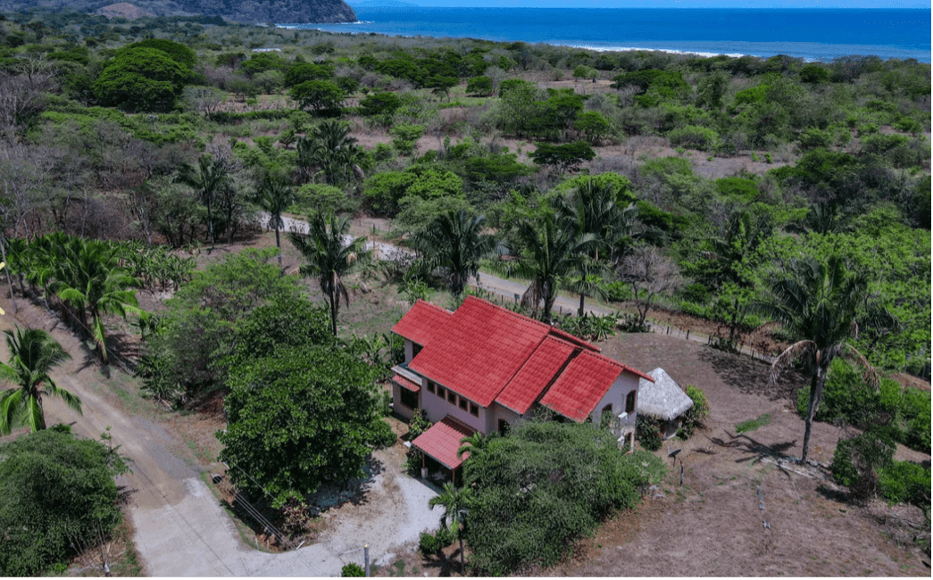 vue aerienne casa magnifica propriete avec vue sur l'ocean playa camaronal