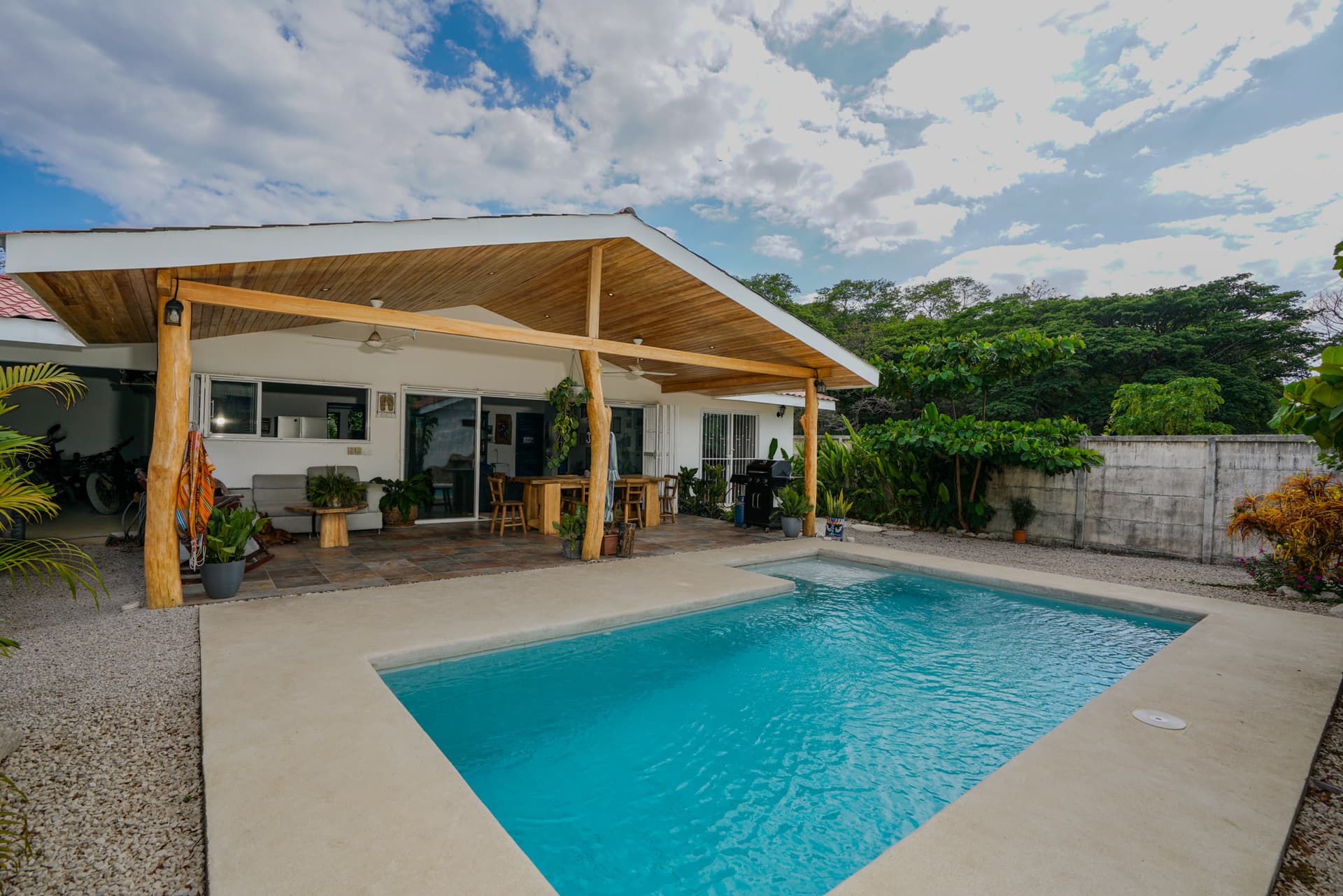 Villa « Crazy Life » à vendre près de Barrigona, à Samara Villa « Crazy Life » à vendre près de Barrigona, à Samara