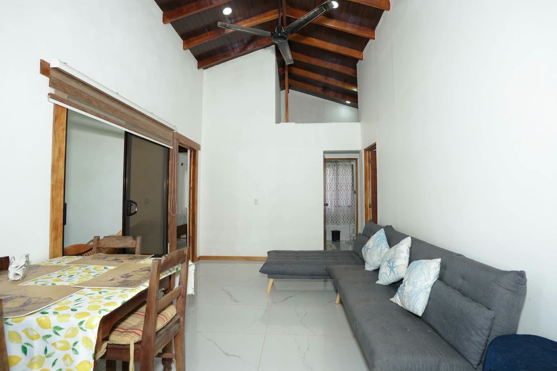 Villa Verde Norouz à vendre, maison à Playa Sámara Villa Verde Norouz à vendre, maison à Playa Sámara