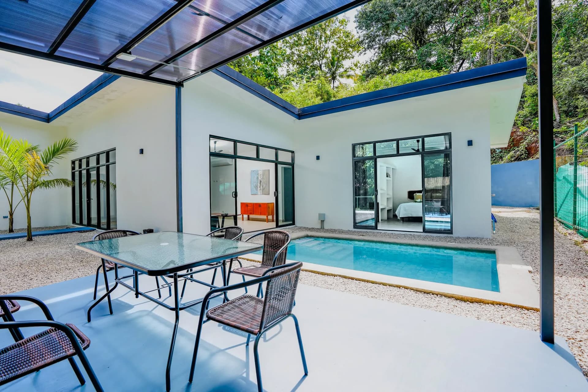 Design Contemporain de Patio vie extérieure moderne costa rica