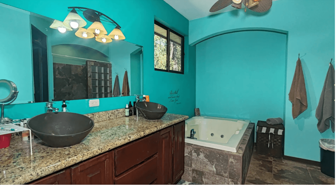 Villa Jardin Secret Salle de bain Bleue salle de bain bleue villa jardin secret