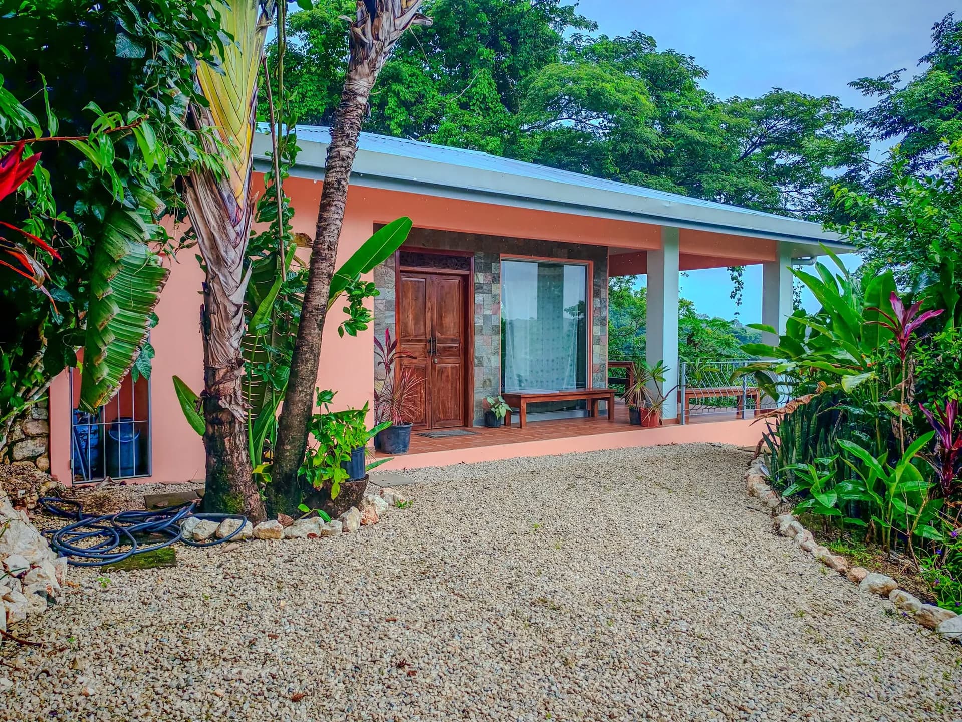 Vue extérieure de Villita Rose vue extérieure villita rose villa avec vue sur l’océan samara costa rica