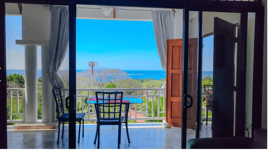 Séjour avec vue séjour condo avec vue sur l’océan