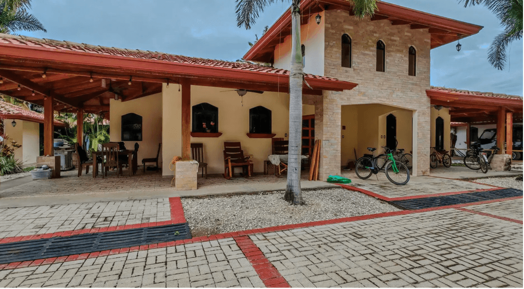 Entrée extérieure Villa sur la rivière entrée extérieure villa au bord de la rivière casas del rio samara