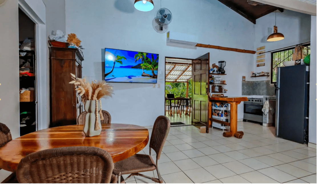 Villa tropical de concepto abierto Magnífico Jungle lodge, en venta en Sámara, Costa Rica