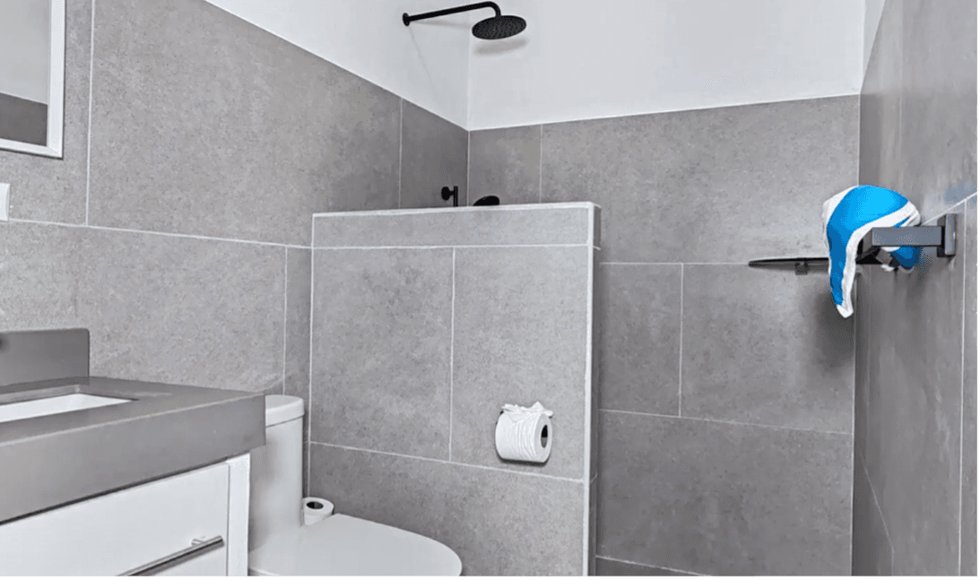 Villa Vista Marina Salle de bain Moderne salle de bains design moderne villa vue marina