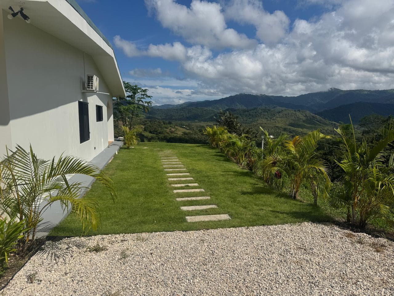 Villa Infinity Sunset, à vendre près de Playa Carrillo Villa Infinity Sunset, à vendre près de Playa Carrillo