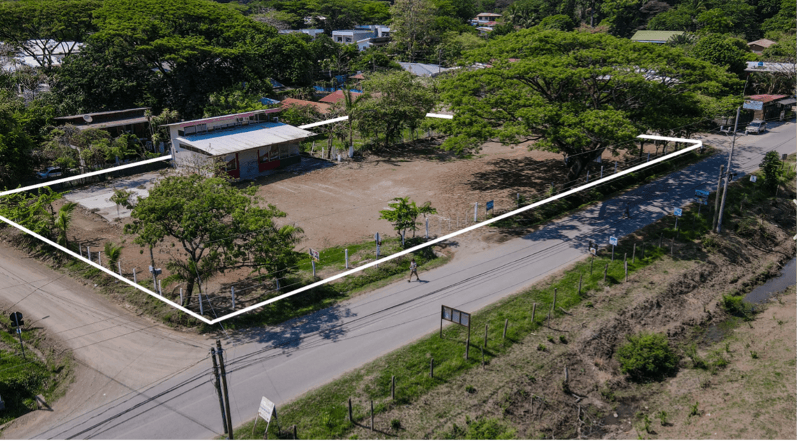 Terrain premium Samara vue aerienne principale terrain premium samara vue aerienne terrain commercial costa rica