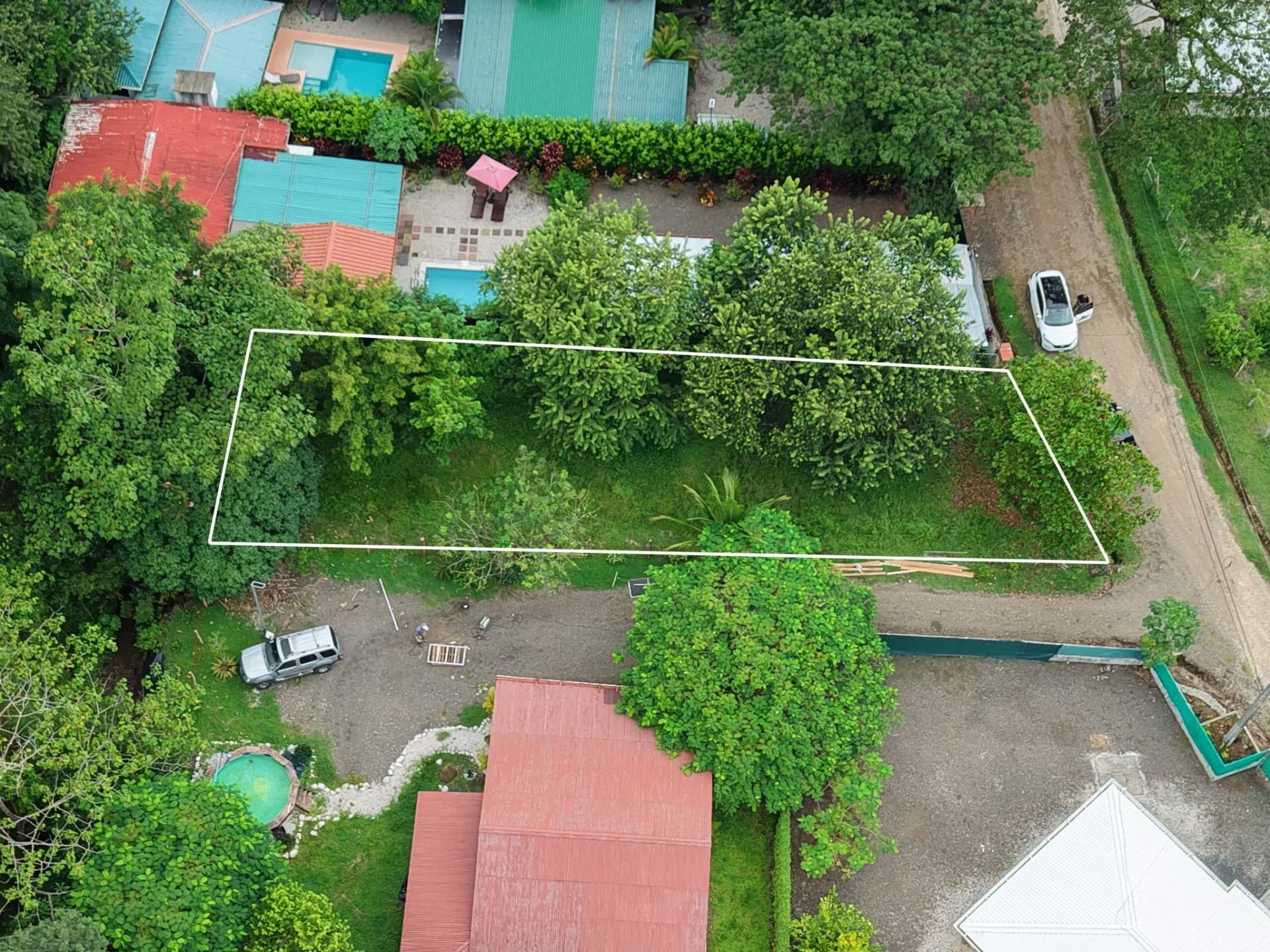 Vue panoramique de la propriété vue supérieure du lot Almendro avec des maisons à proximité