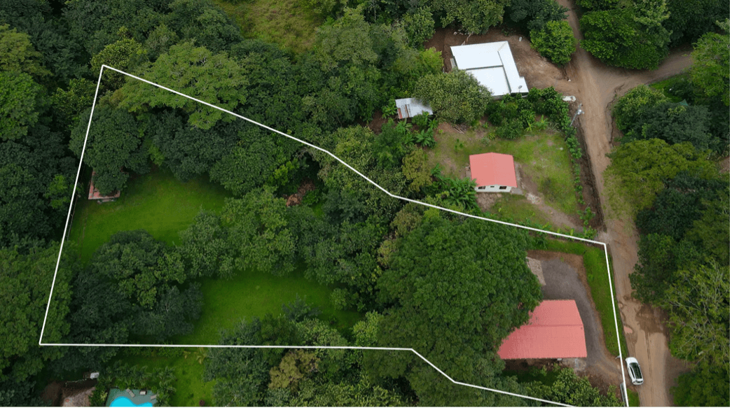 Vue aerienne Propriete Villa Jungle Verte vue aerienne propriete dans la jungle samara costa rica